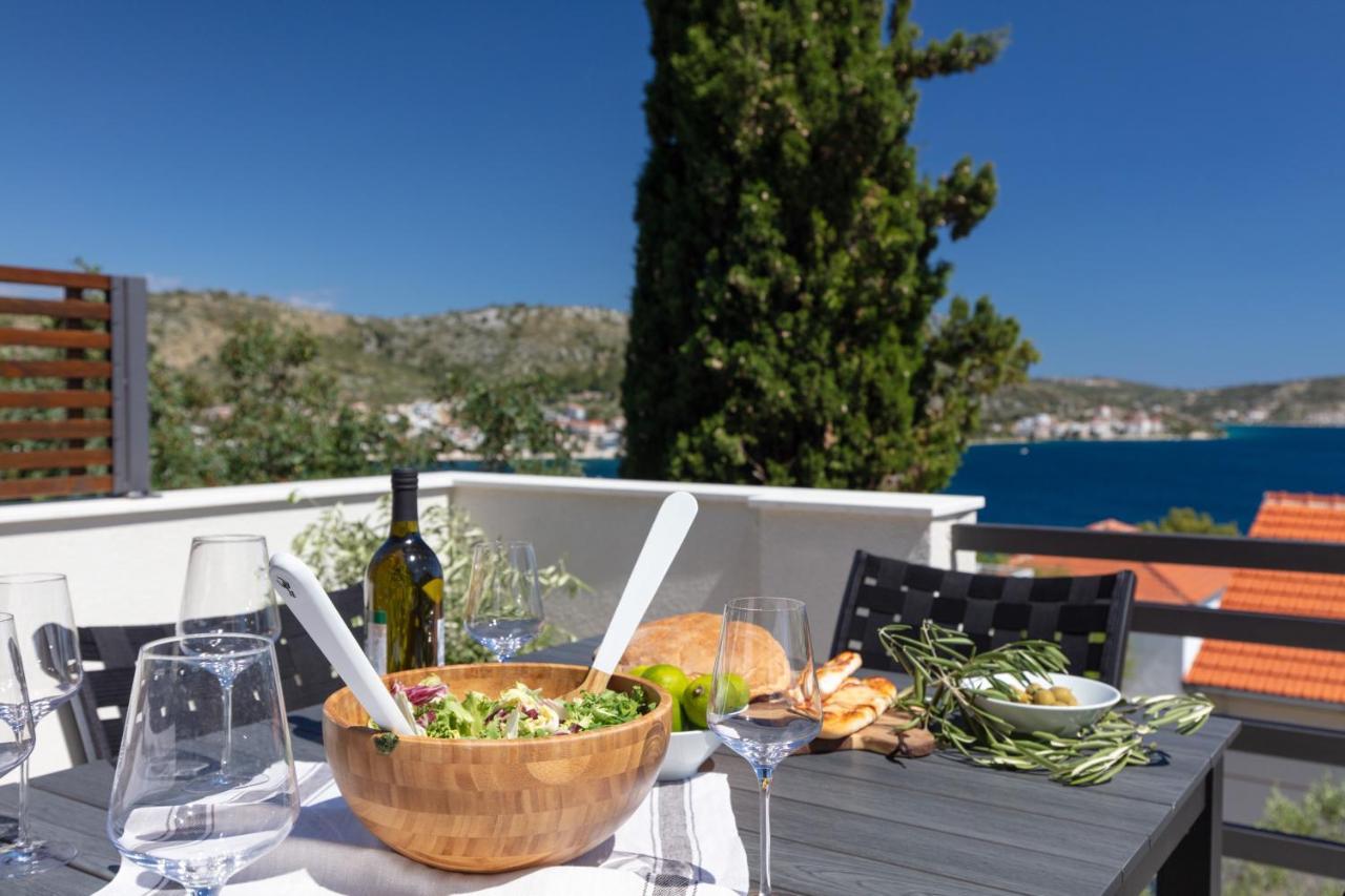 The Grande - Huge Terrace - Amazing Sea Views - Tastefully Furnished - Access To Rooftop Terrace And Gym - Hillside Apartments Rogoznica Rogoznica  Exteriér fotografie